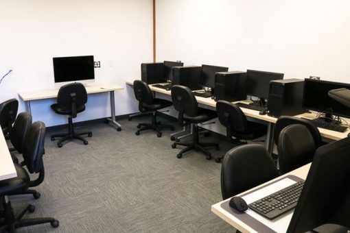 FortFrances_DigitalLab Workstations inside the Fort Frances campus Digital Lab